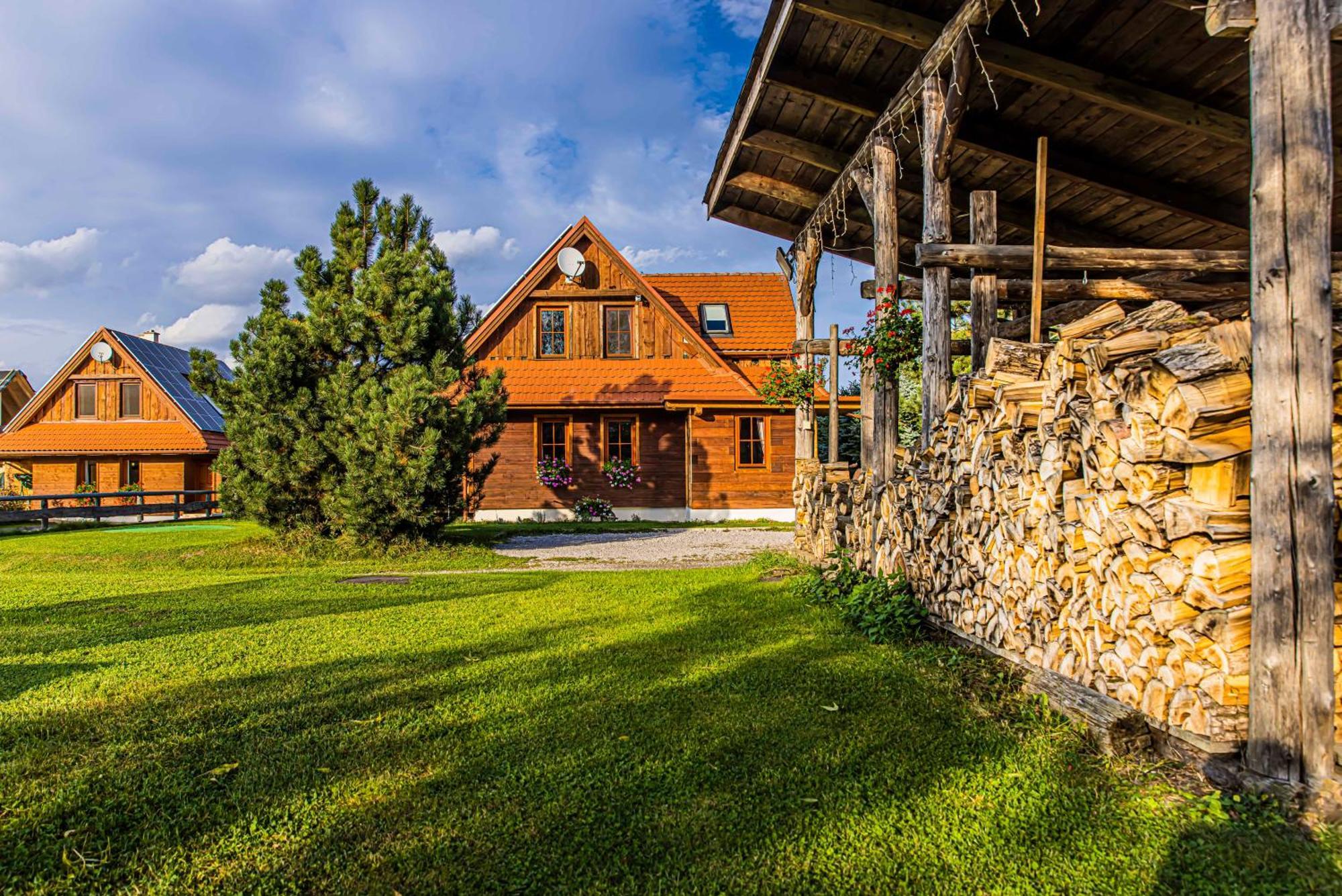 Holiday Raj Villa Bešeňová Exterior foto